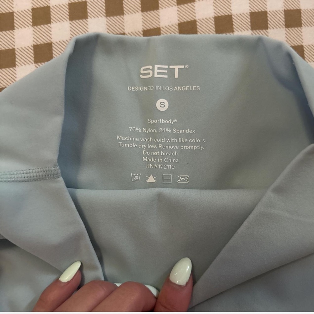 SET active Resort matching set! - Picture 4 of 7